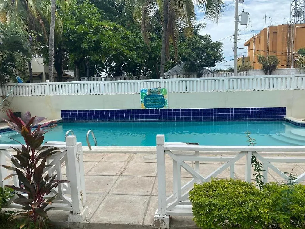 Apartment Finest Accommodation Renfrew Place Apt # 41 4--12 Renfrew Rd New Kgn Kingston Jamaica