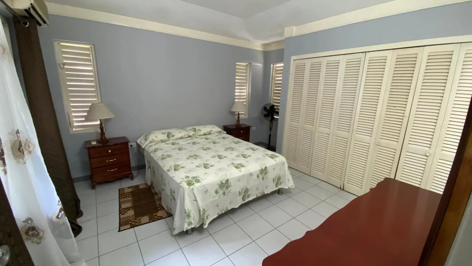 Apartment Finest Accommodation Renfrew Place Apt # 41 4--12 Renfrew Rd New Kgn Kingston