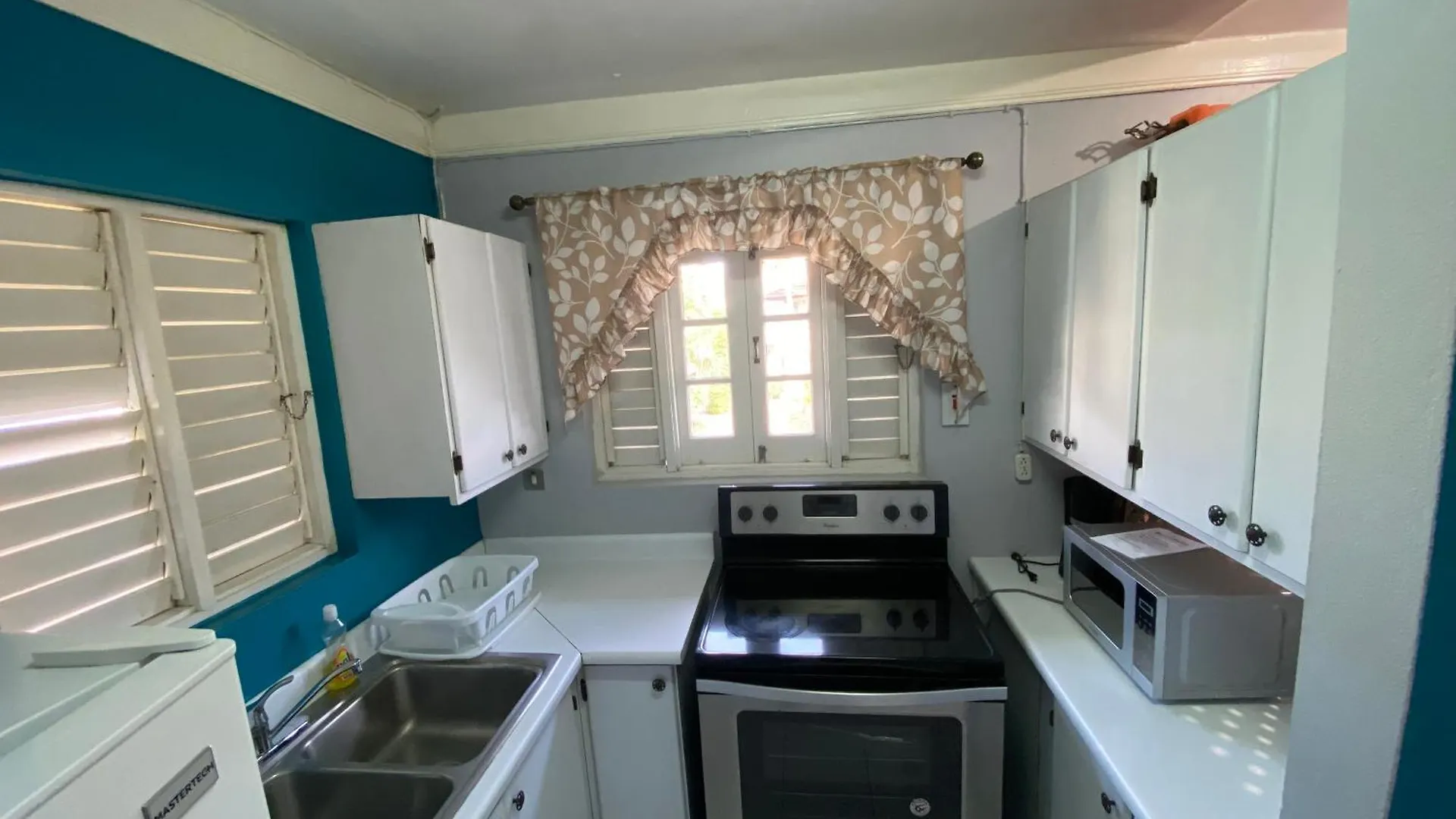 Apartment Finest Accommodation Renfrew Place Apt # 41 4--12 Renfrew Rd New Kgn Kingston