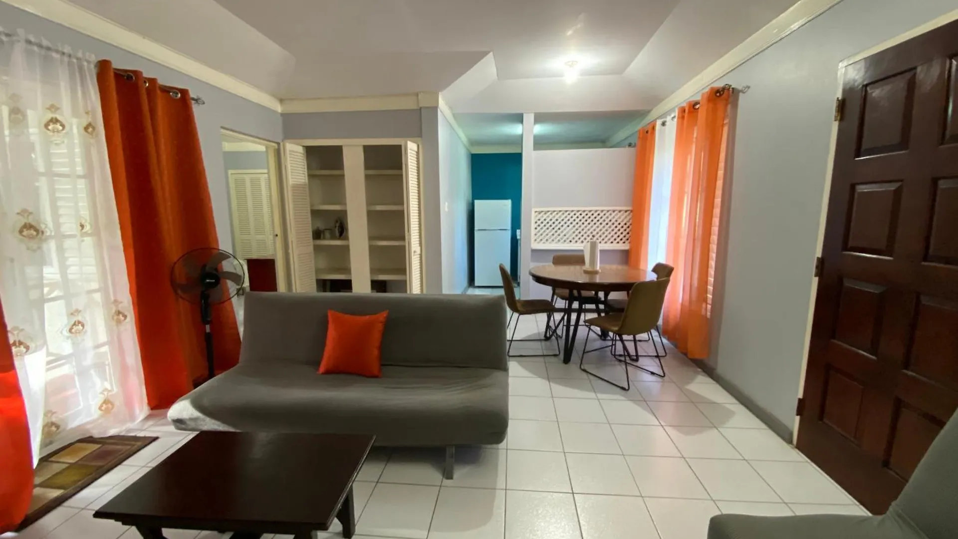 Apartment Finest Accommodation Renfrew Place Apt # 41 4--12 Renfrew Rd New Kgn Kingston Jamaica